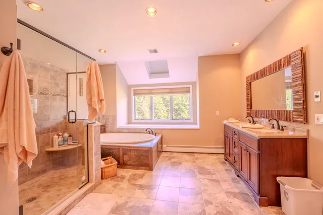 $1,300,000 | 52 Bunker Lane, Unit 2, Lincoln, NH 03251