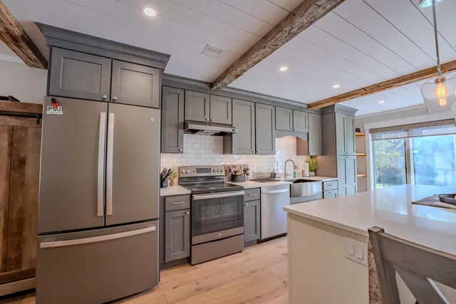 $1,300,000 | 52 Bunker Lane, Unit 2, Lincoln, NH 03251