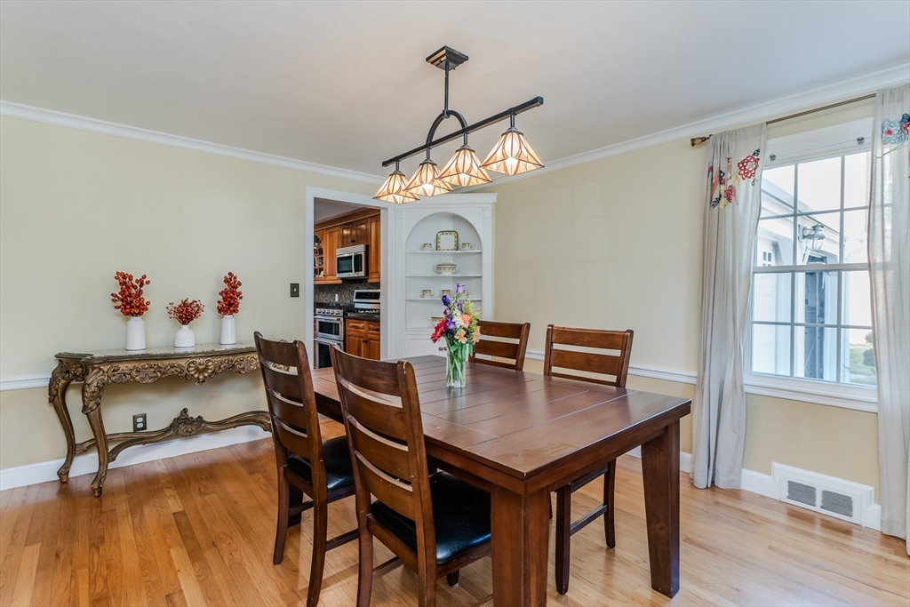 76 Burbank Road Longmeadow, MA 01106 - Photo 23 of 40 Gallery Image 23