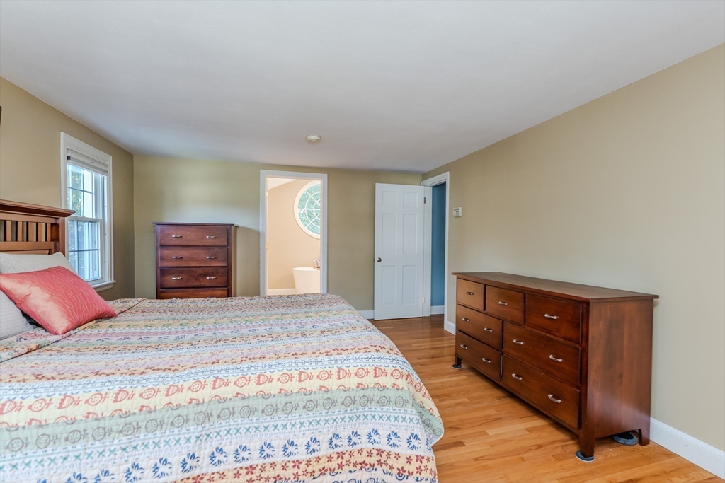 76 Burbank Road Longmeadow, MA 01106 - Photo 26 of 40 Gallery Image 26