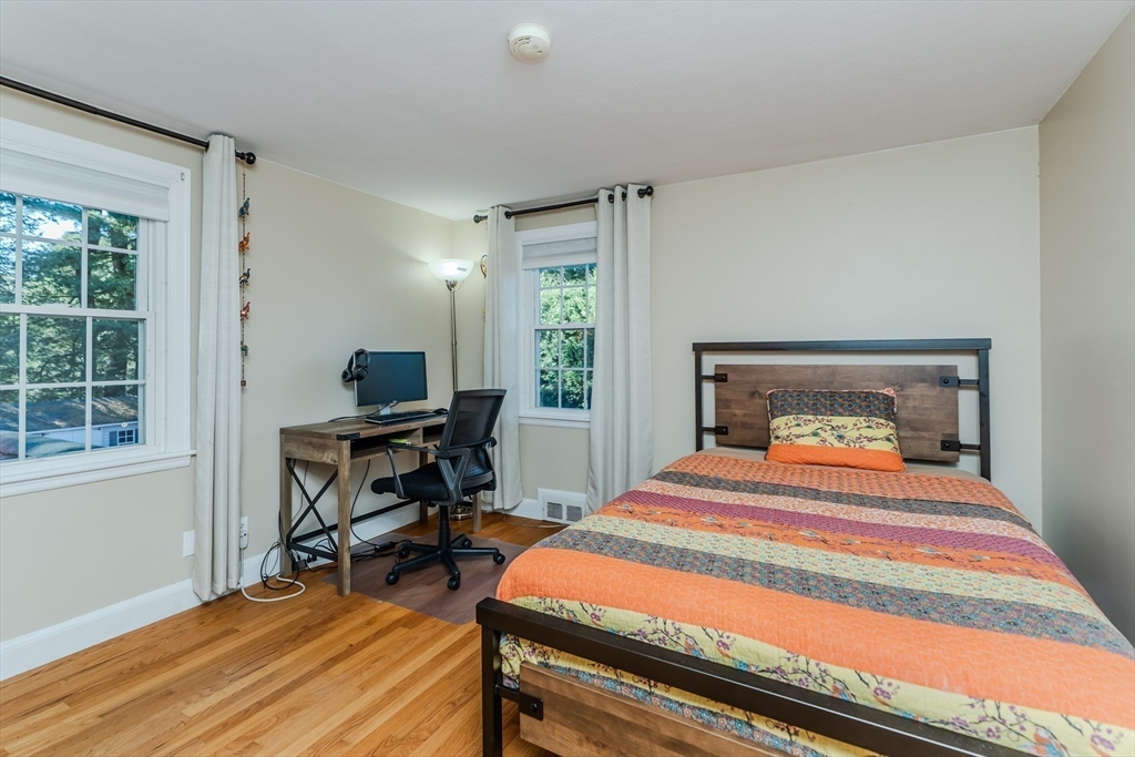 76 Burbank Road Longmeadow, MA 01106 - Photo 30 of 40 Gallery Image 30