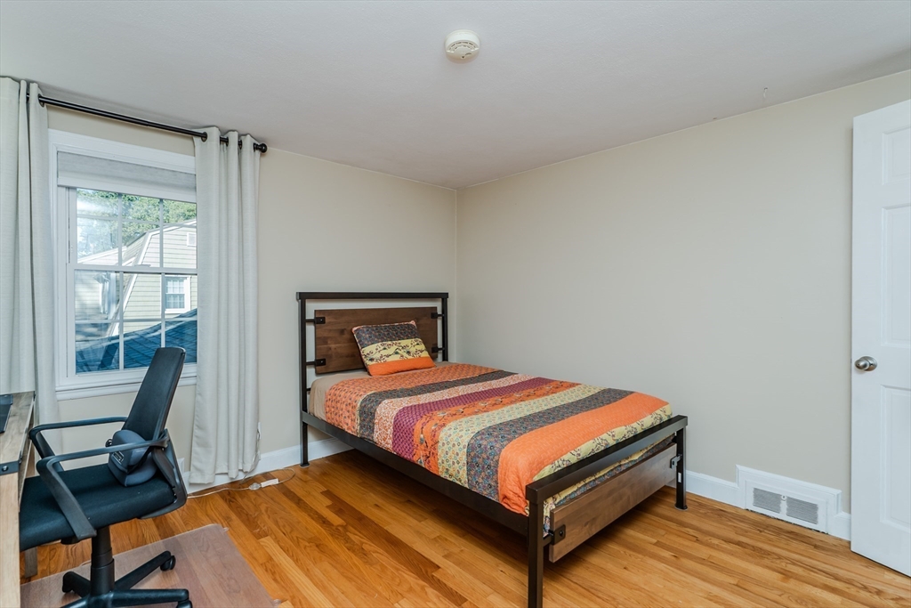 76 Burbank Road Longmeadow, MA 01106 - Photo 31 of 40 Gallery Image 31