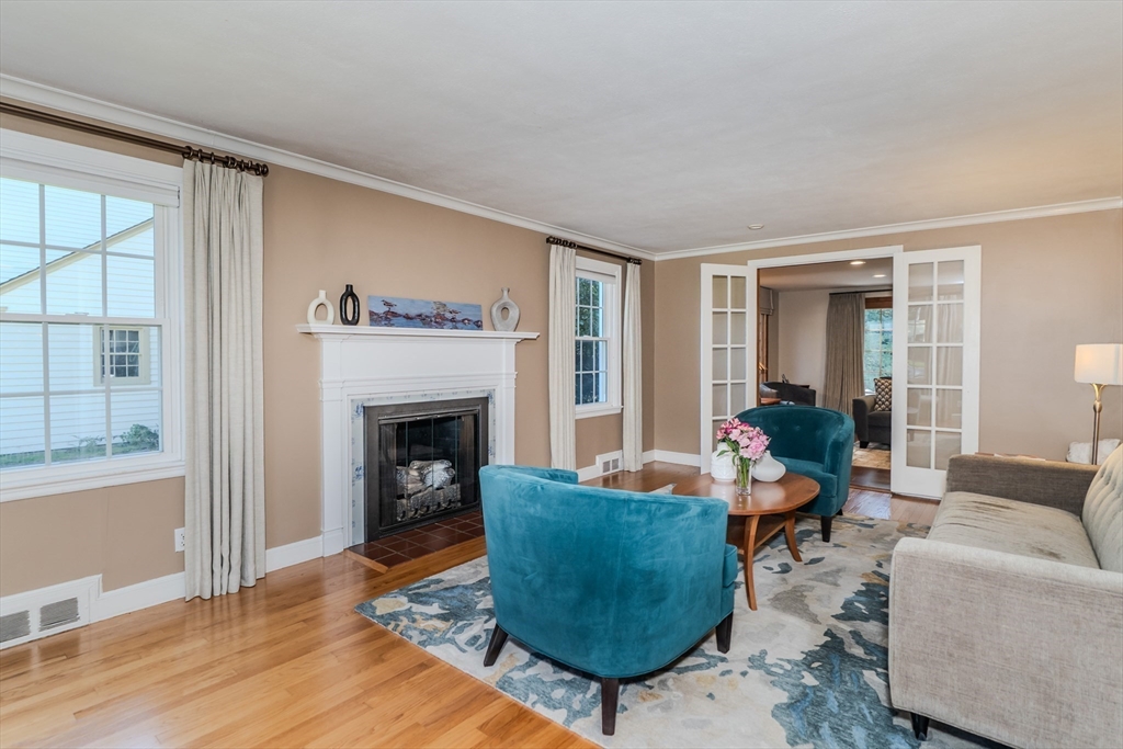 76 Burbank Road Longmeadow, MA 01106 - Photo 8 of 40 Gallery Image 8