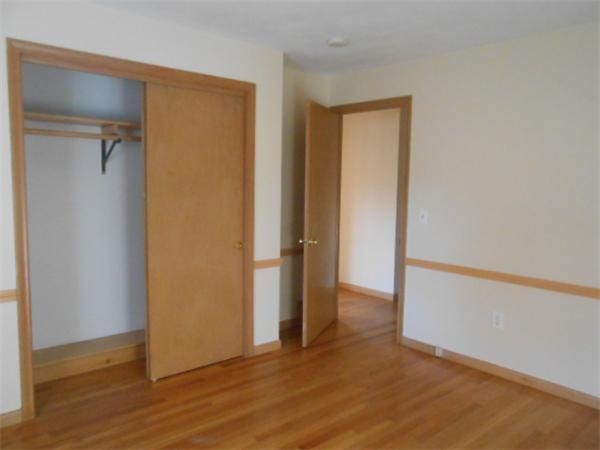 1393 Sumner Avenue Springfield, MA 01118 - Photo 7 of 12