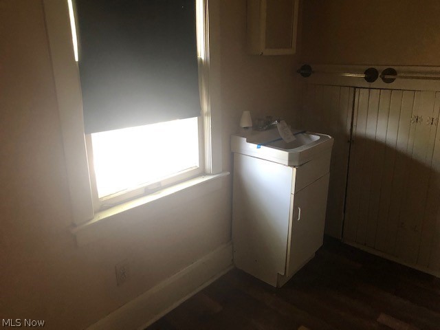 15934 Whitcomb Road Cleveland, OH 44110 - Photo 5 of 9 Gallery Image 5