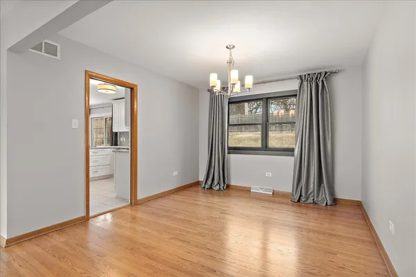 $3,500 | 7440 West Manitoba Drive, Palos Heights, IL 60463