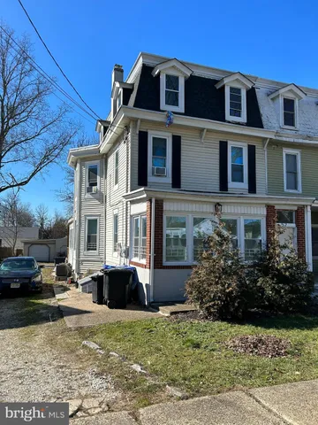 $1,850 | 52 South Fellowship Road, Maple Shade, NJ 08052