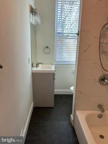 $1,850 | 52 South Fellowship Road, Maple Shade, NJ 08052