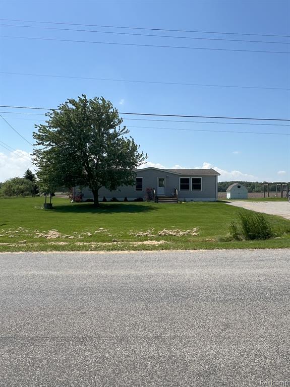 12075 Peet Road Chesaning, MI 48616 - Photo 1 of 17
