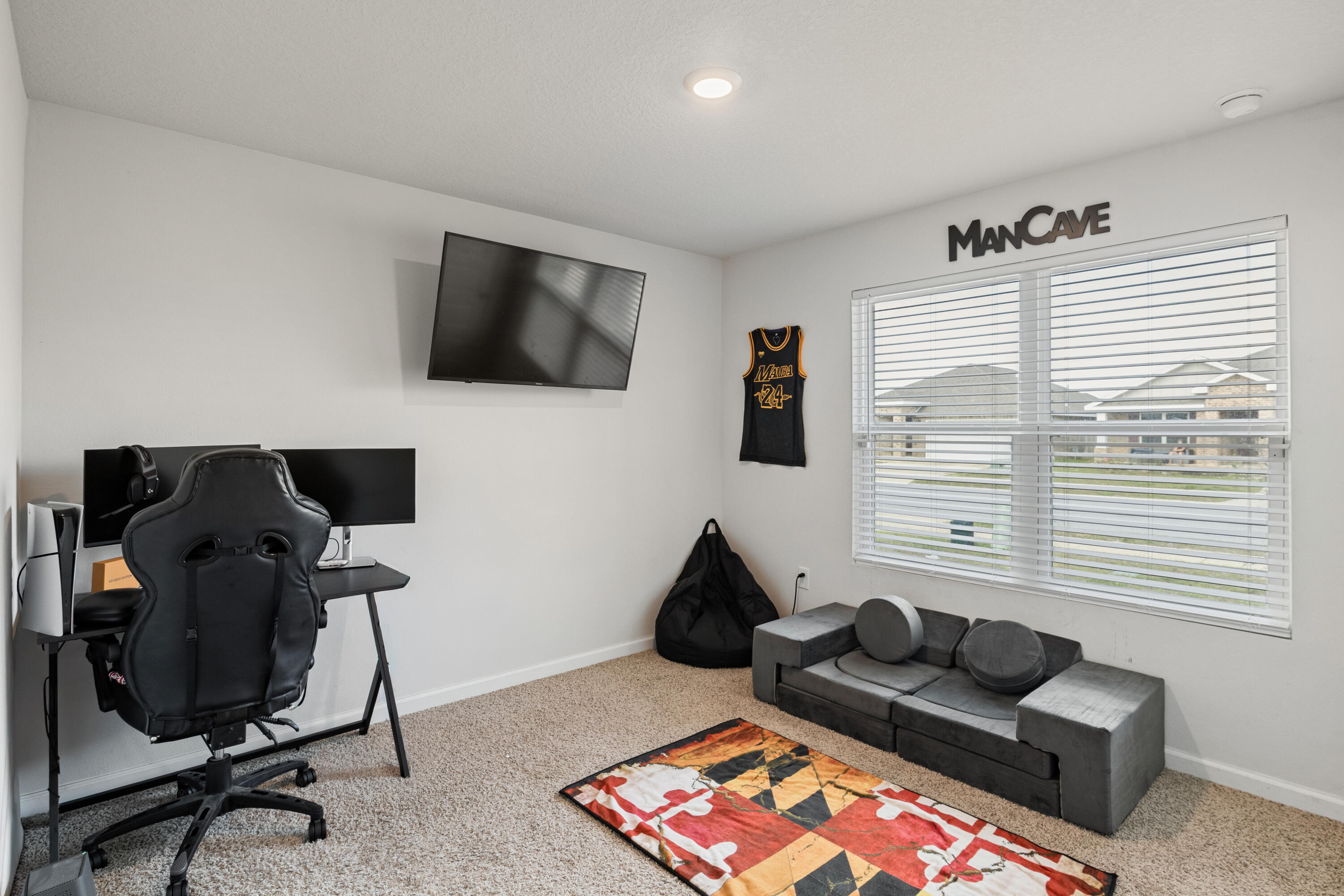 4661 Honor Guard Way Crestview, FL 32539 - Photo 14 of 22 4661 Honor Guard Way-17