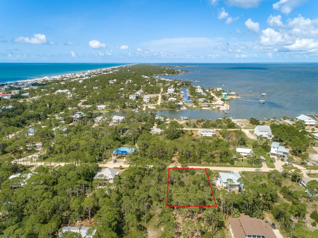 327 Howell Street Eastpoint, FL 32328 - Photo 4 of 5