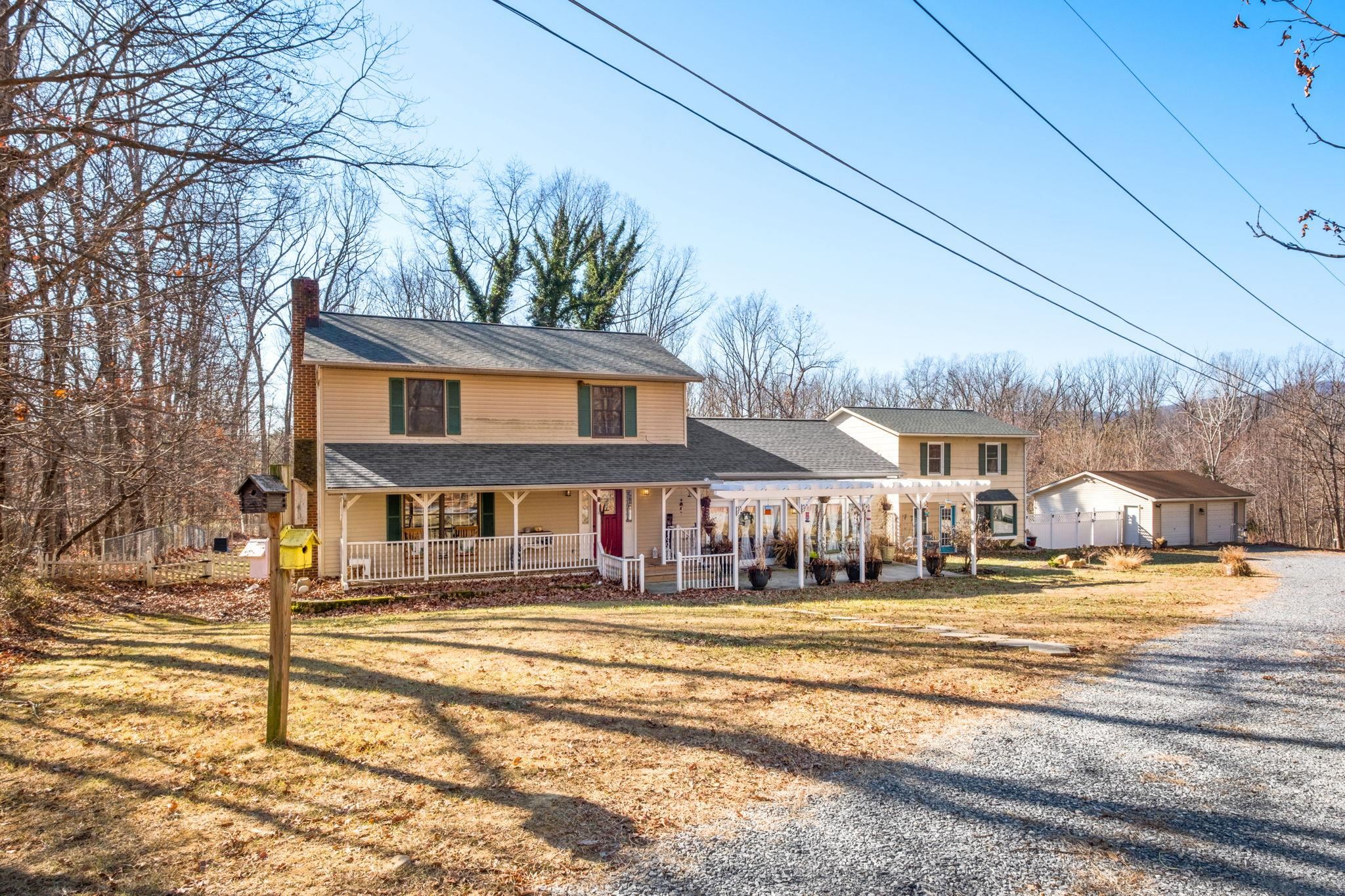 743 Comertown Road Shenandoah, VA 22849 - Photo 2 of 52 Gallery Image 2