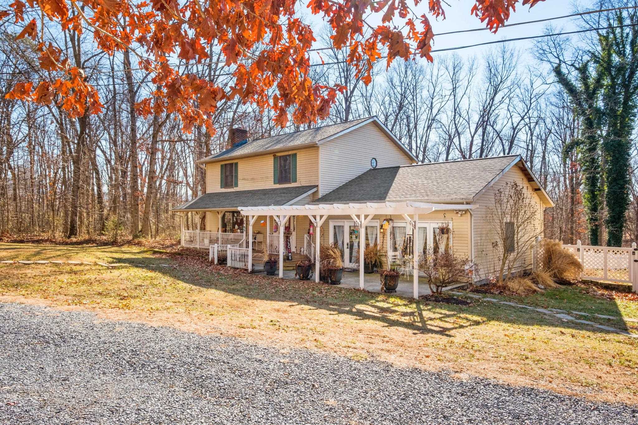 743 Comertown Road Shenandoah, VA 22849 - Photo 3 of 52 Gallery Image 3