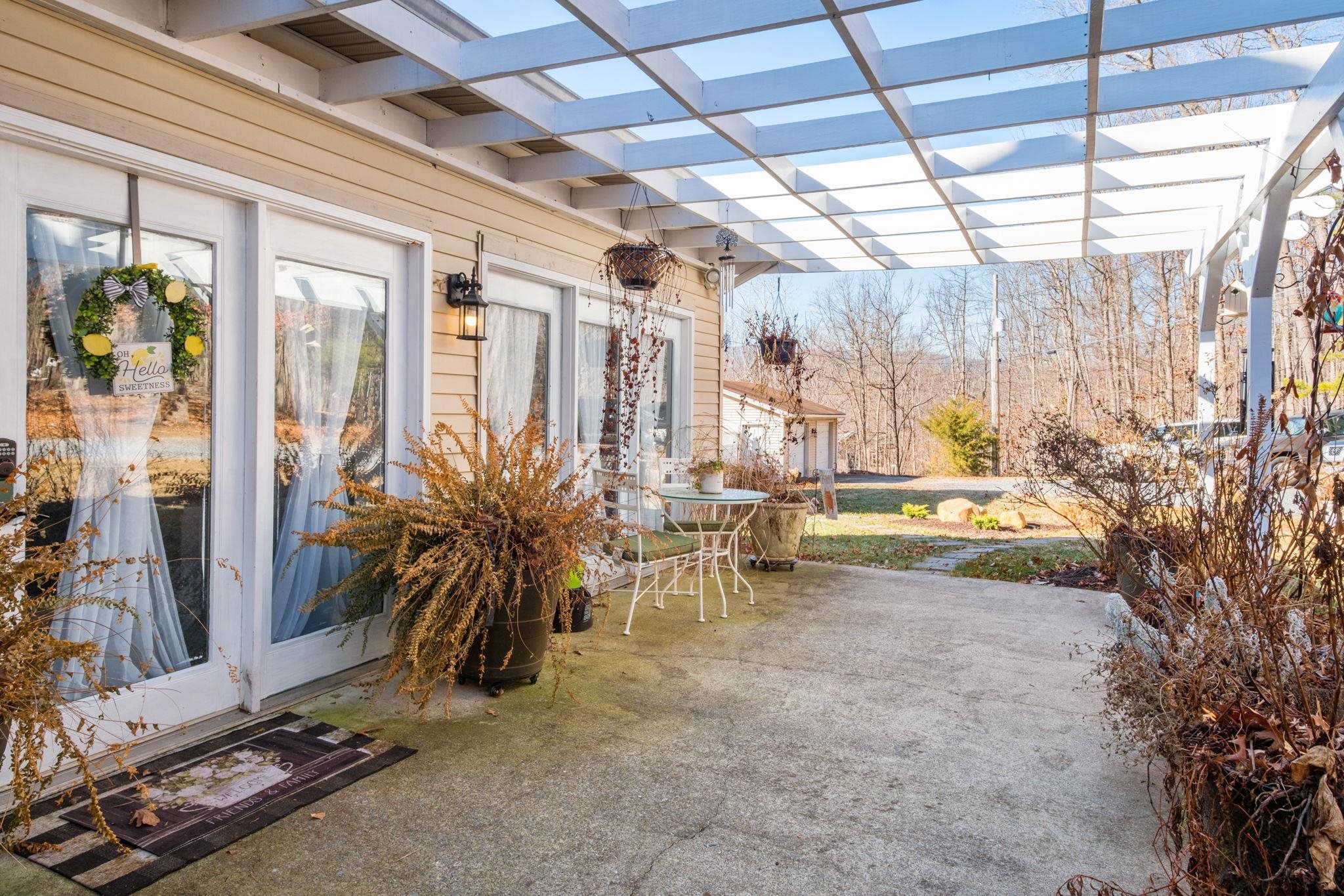 743 Comertown Road Shenandoah, VA 22849 - Photo 8 of 52 Gallery Image 8
