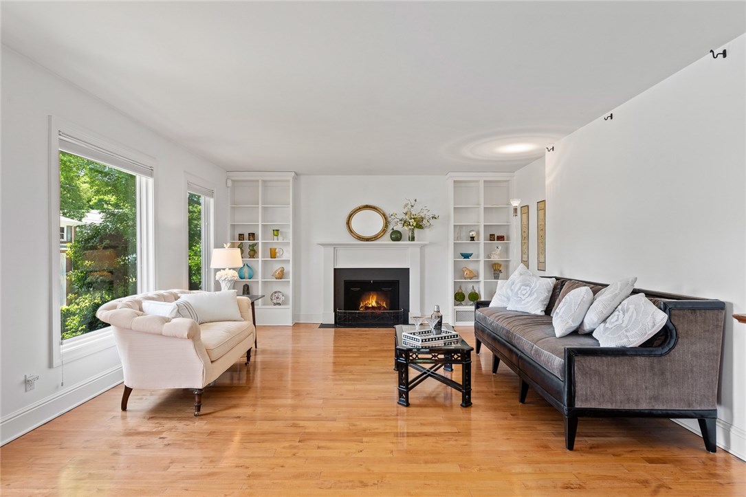 26 Bevelin Road Providence, RI 02906 - Photo 14 of 37