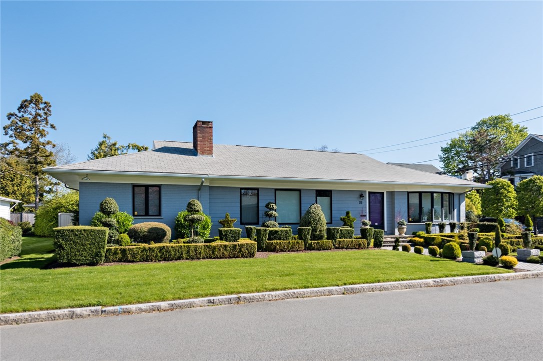 26 Bevelin Road Providence, RI 02906 - Photo 2 of 37