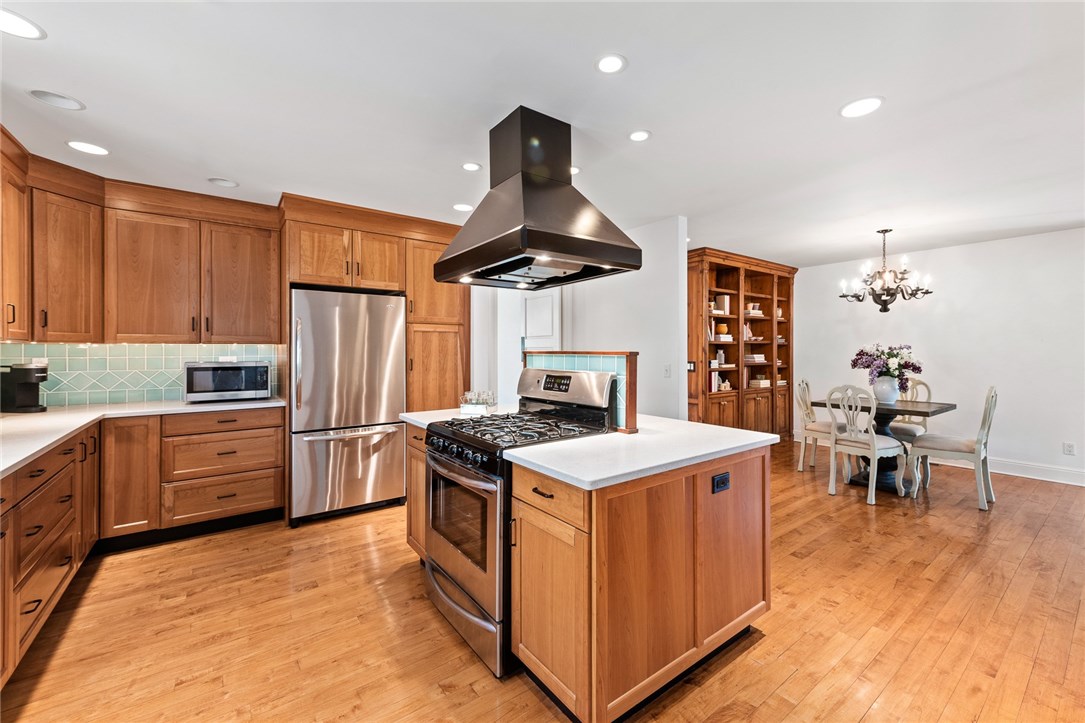 26 Bevelin Road Providence, RI 02906 - Photo 21 of 37