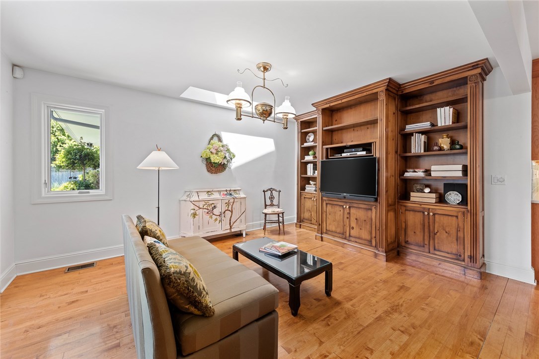 26 Bevelin Road Providence, RI 02906 - Photo 24 of 37