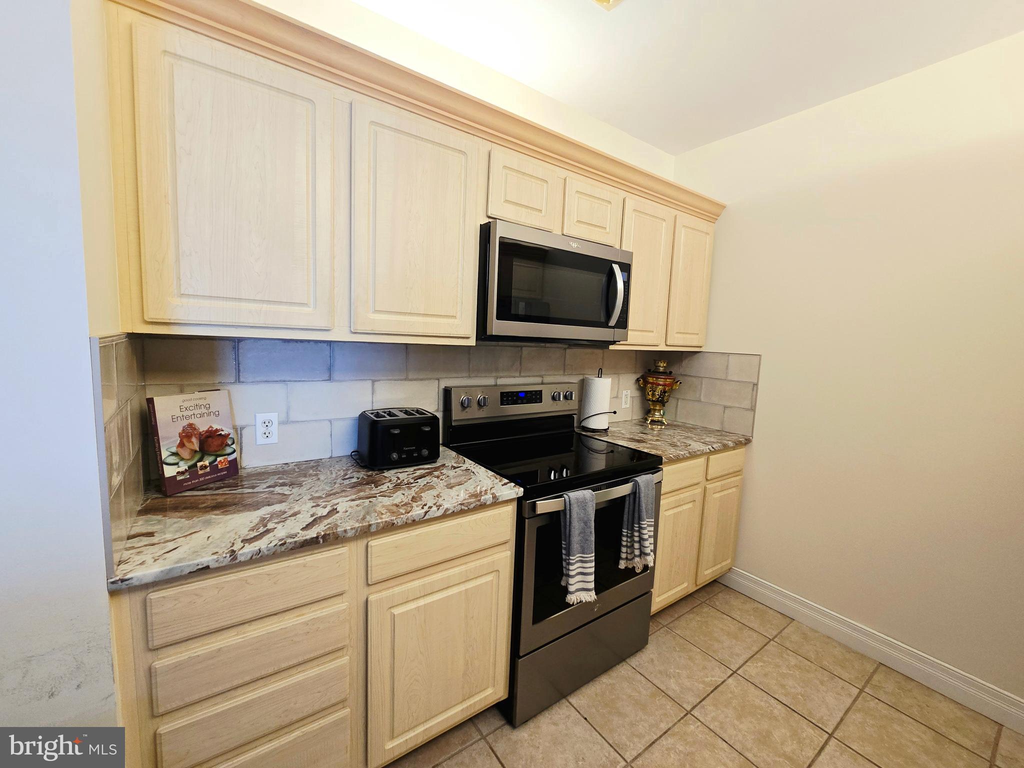 1600 Arch Street, Unit 1905 Philadelphia, PA 19103 - Photo 37 of 92