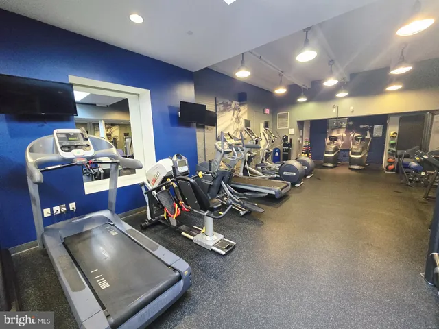 $374,500 | 1600 Arch Street, Unit 1905, Philadelphia, PA 19103