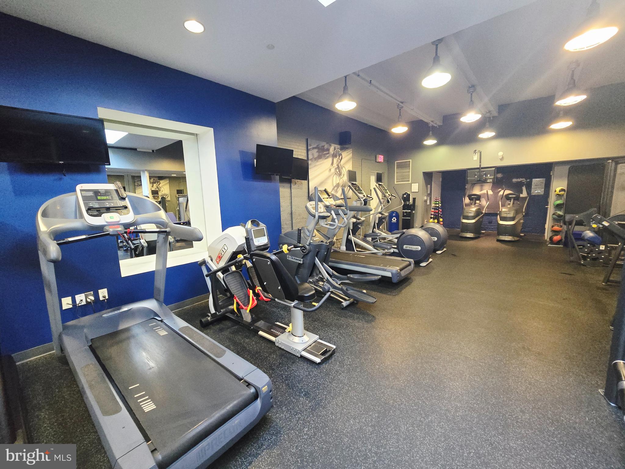 1600 Arch Street, Unit 1905 Philadelphia, PA 19103 - Photo 63 of 92