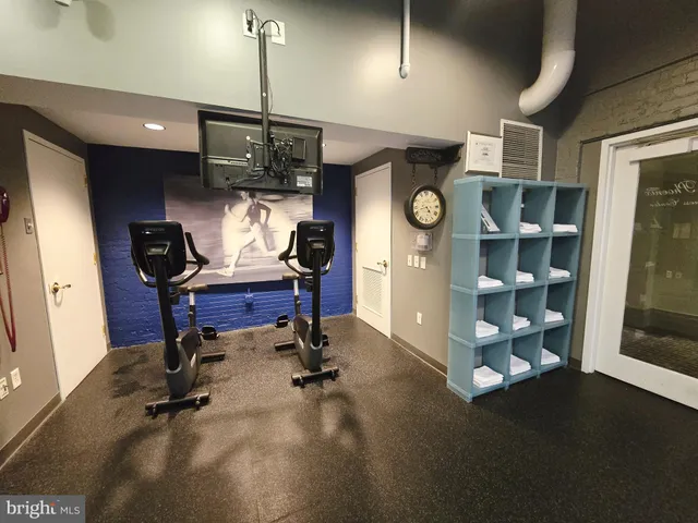 $374,500 | 1600 Arch Street, Unit 1905, Philadelphia, PA 19103