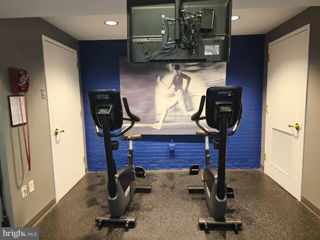 $374,500 | 1600 Arch Street, Unit 1905, Philadelphia, PA 19103