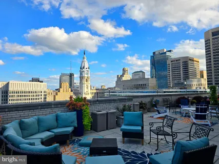 $374,500 | 1600 Arch Street, Unit 1905, Philadelphia, PA 19103