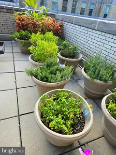 $374,500 | 1600 Arch Street, Unit 1905, Philadelphia, PA 19103