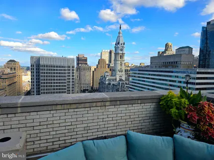 $374,500 | 1600 Arch Street, Unit 1905, Philadelphia, PA 19103