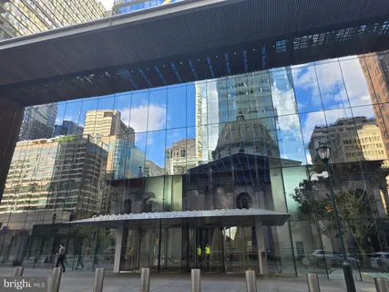 $374,500 | 1600 Arch Street, Unit 1905, Philadelphia, PA 19103