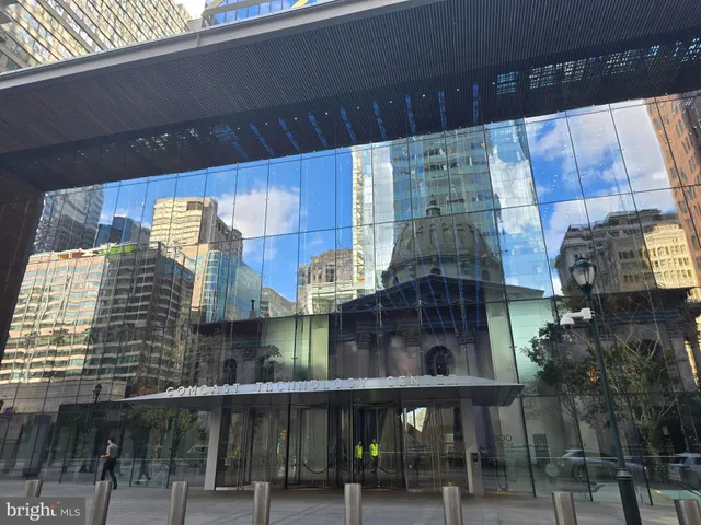 $374,500 | 1600 Arch Street, Unit 1905, Philadelphia, PA 19103