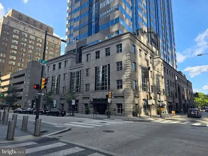 $374,500 | 1600 Arch Street, Unit 1905, Philadelphia, PA 19103