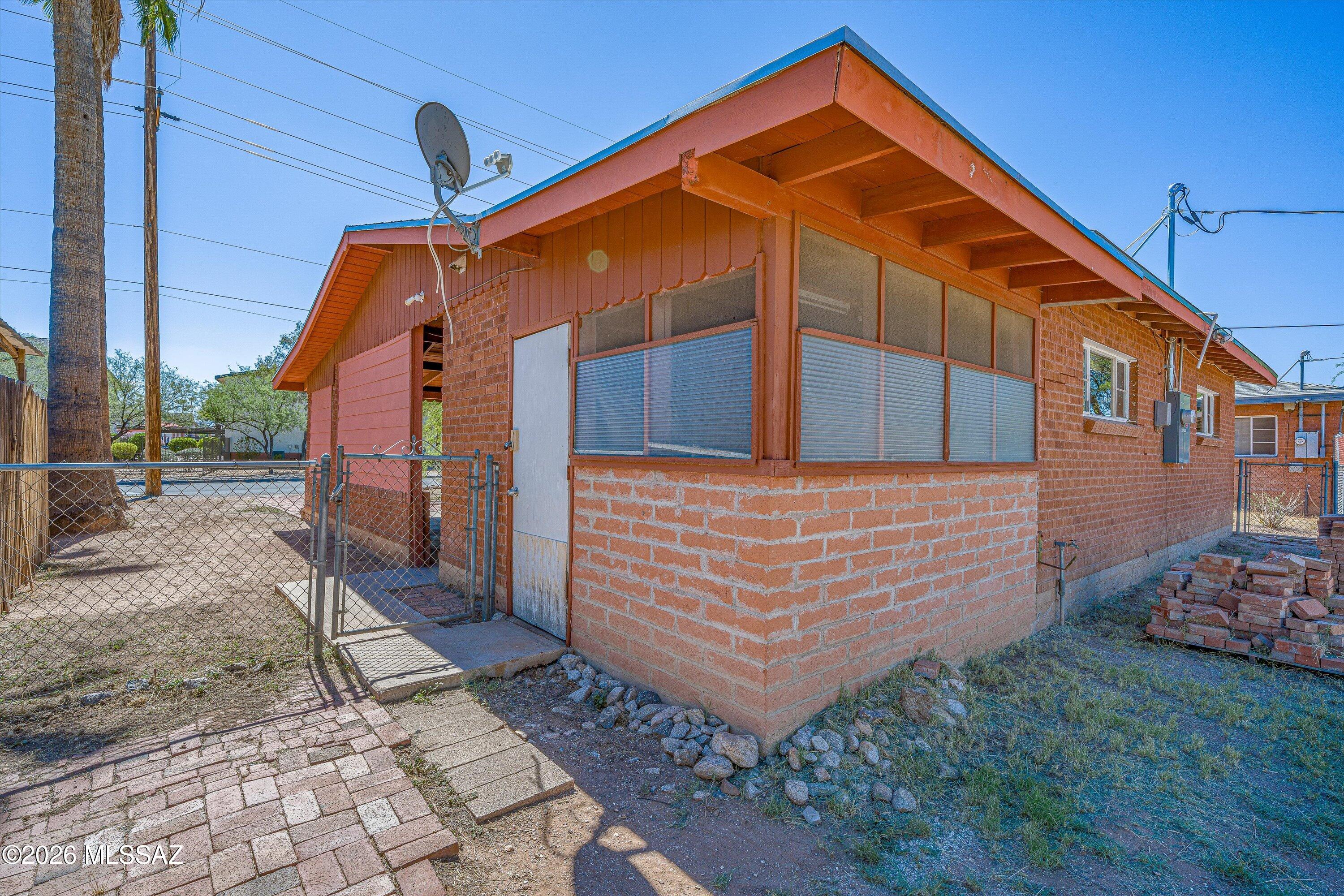 2451 North Richey Boulevard Tucson, AZ 85716 - Photo 19 of 24 Plenty of intrigue & wonderment