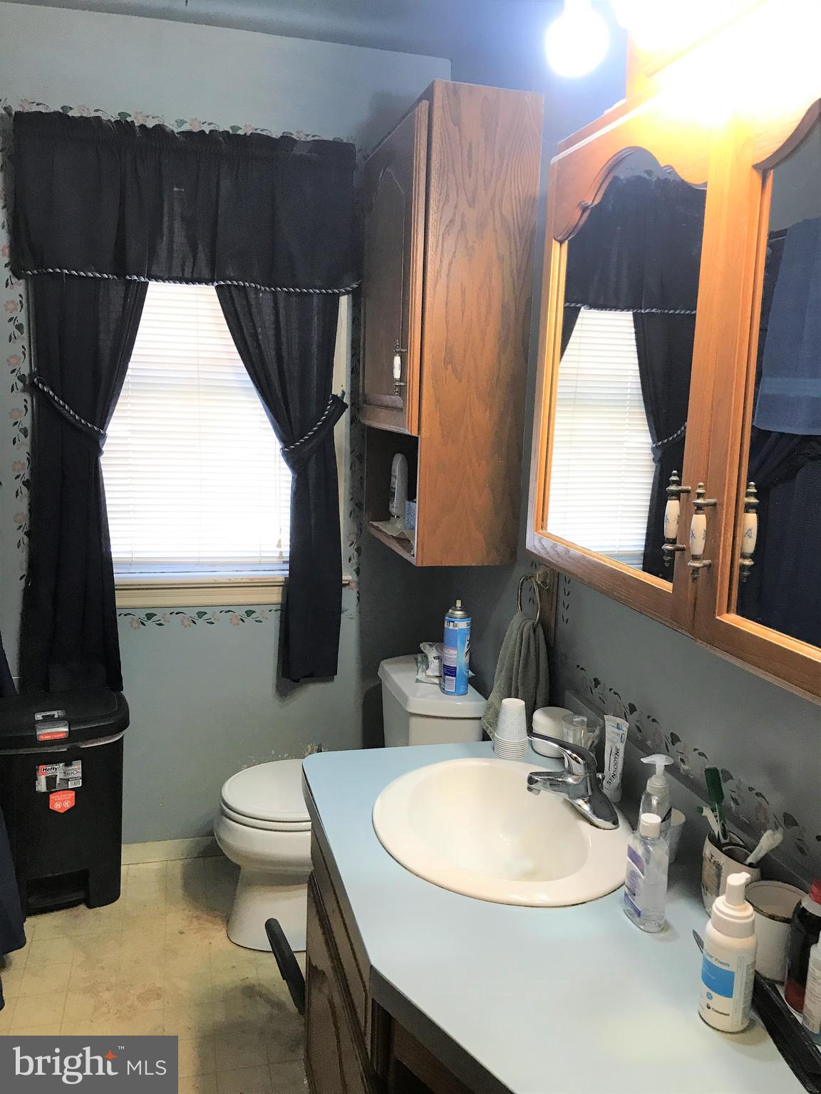 330 Maywood Road York, PA 17402 - Photo 10 of 12 Gallery Image 10