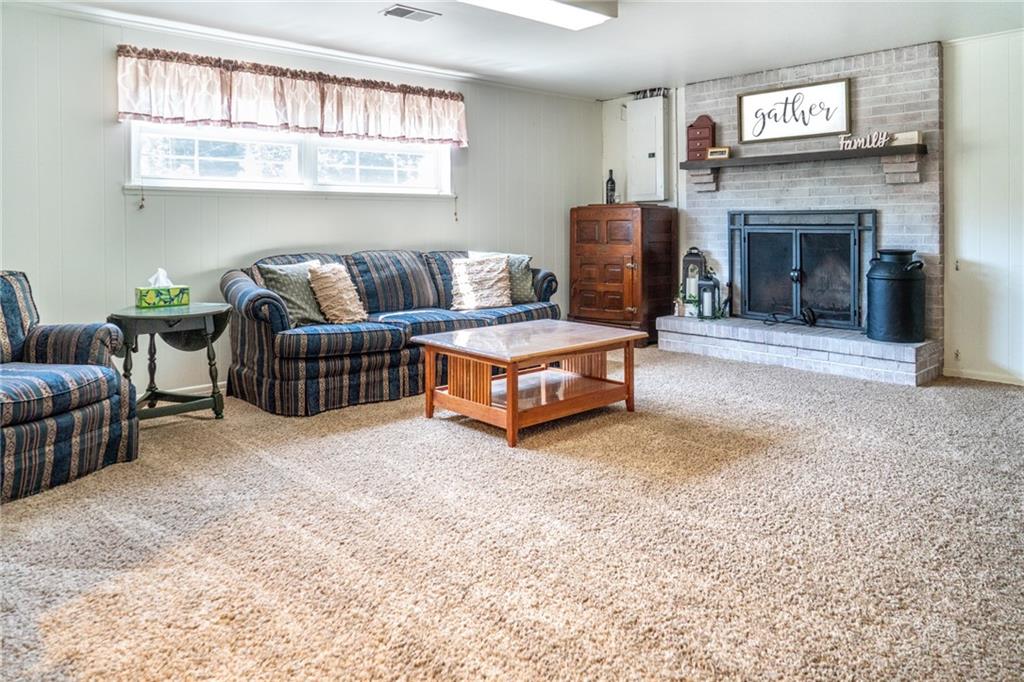 938 Harper Road Crescent, PA 15046 - Photo 25 of 37 Gallery Image 25