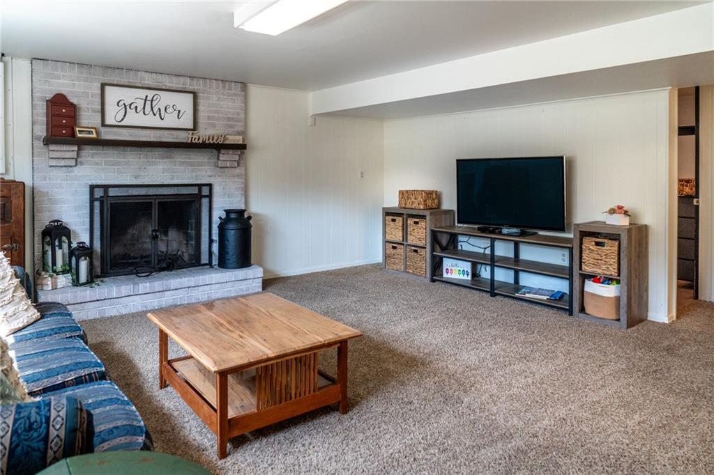 938 Harper Road Crescent, PA 15046 - Photo 27 of 37 Gallery Image 27