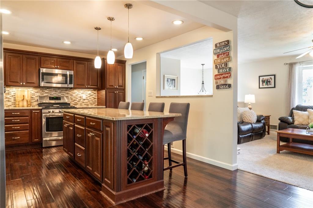 938 Harper Road Crescent, PA 15046 - Photo 7 of 37 Gallery Image 7