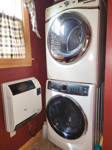 $269,900 | 100 White Schoolhouse Road, Wilton, ME 04294