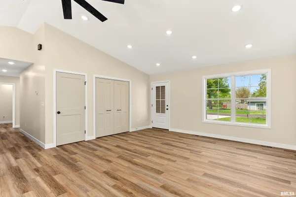$340,000 | 350 East 4th Street, El Paso, IL 61738