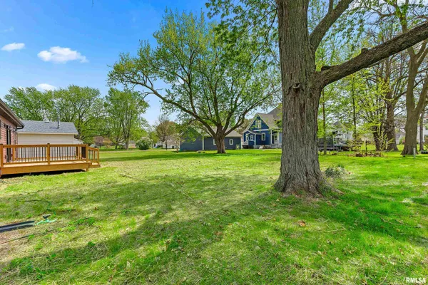 $340,000 | 350 East 4th Street, El Paso, IL 61738