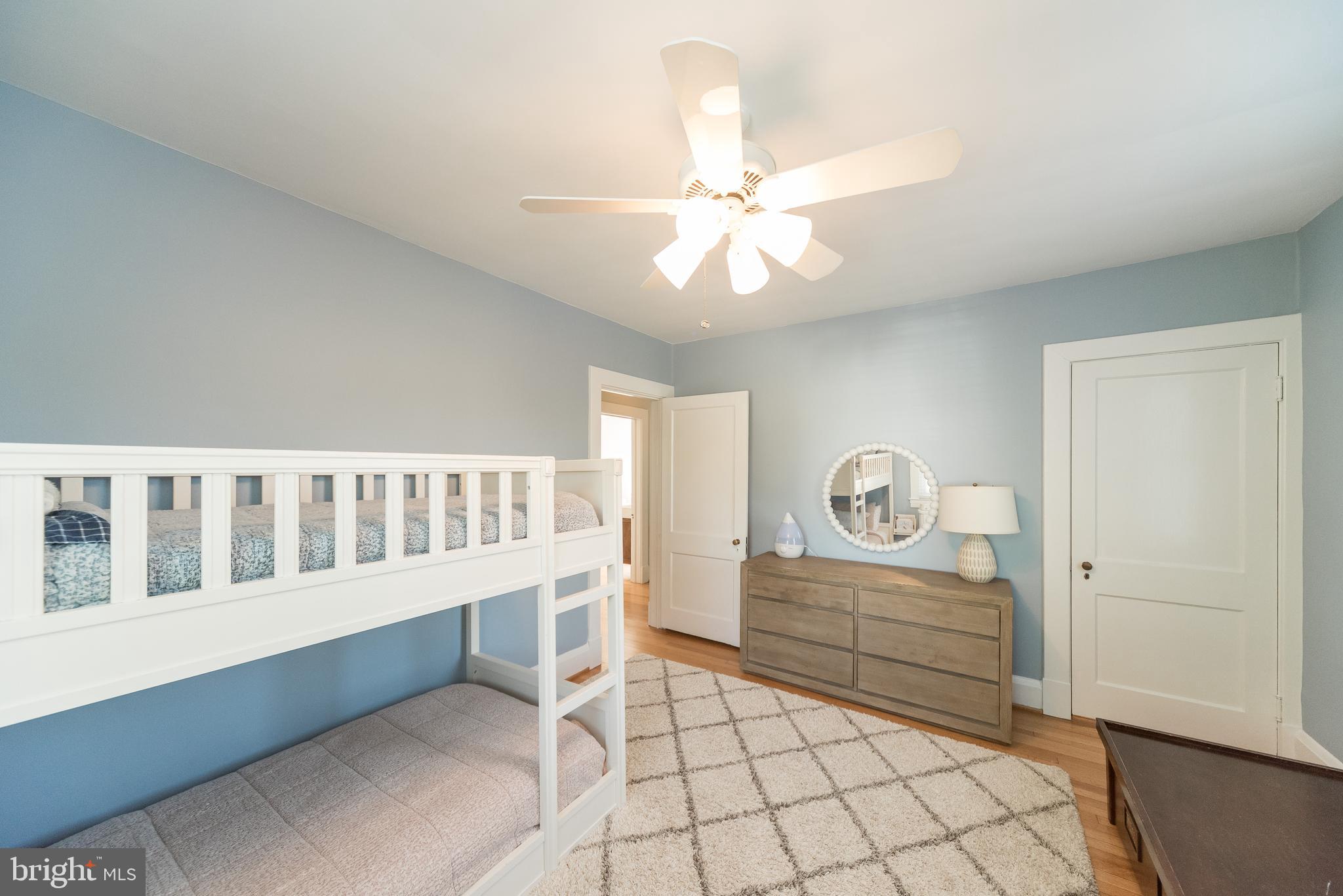 6901 Marlborough Road Baltimore, MD 21212 - Photo 19 of 36 Second bedroom