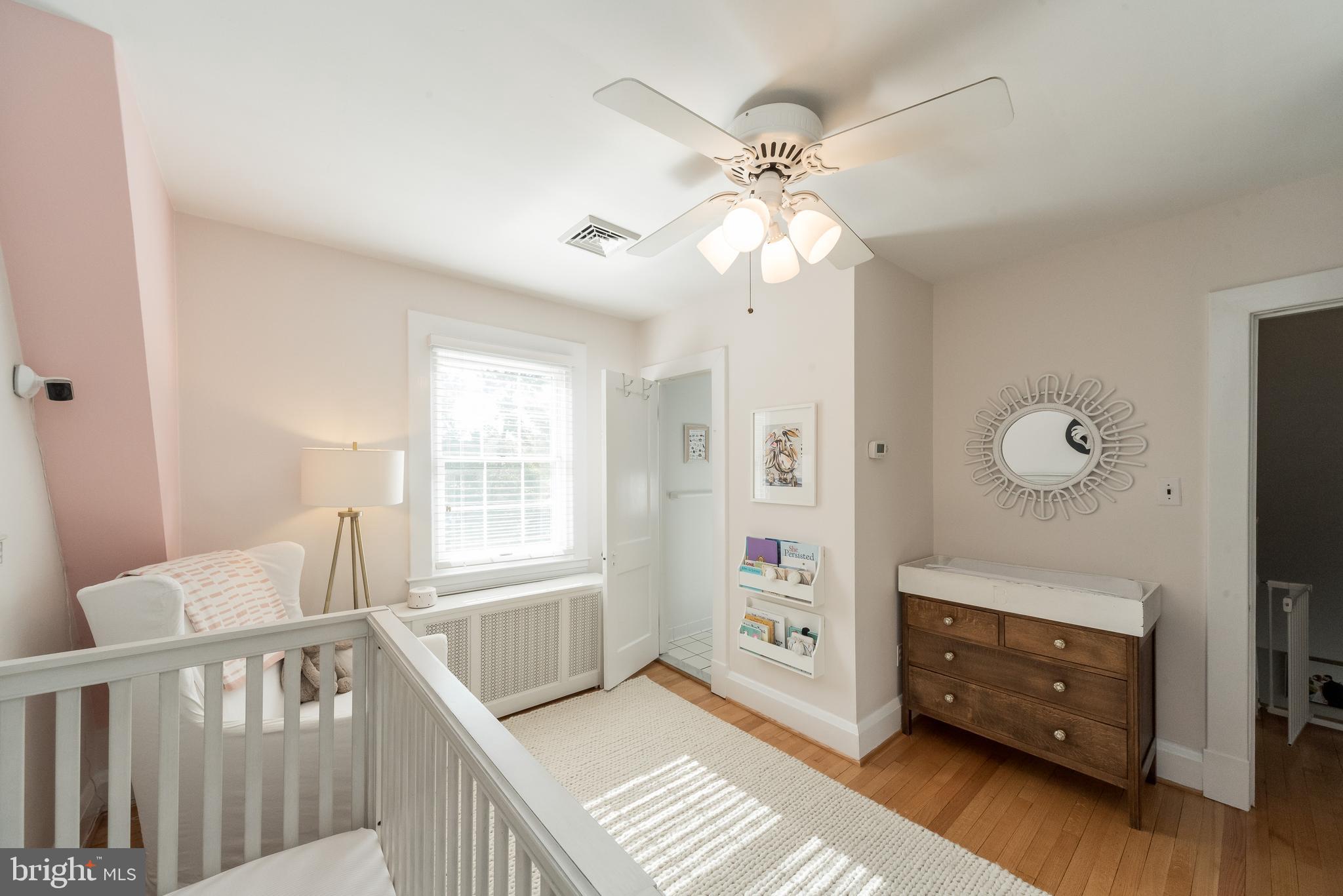 6901 Marlborough Road Baltimore, MD 21212 - Photo 23 of 36 Third bedroom