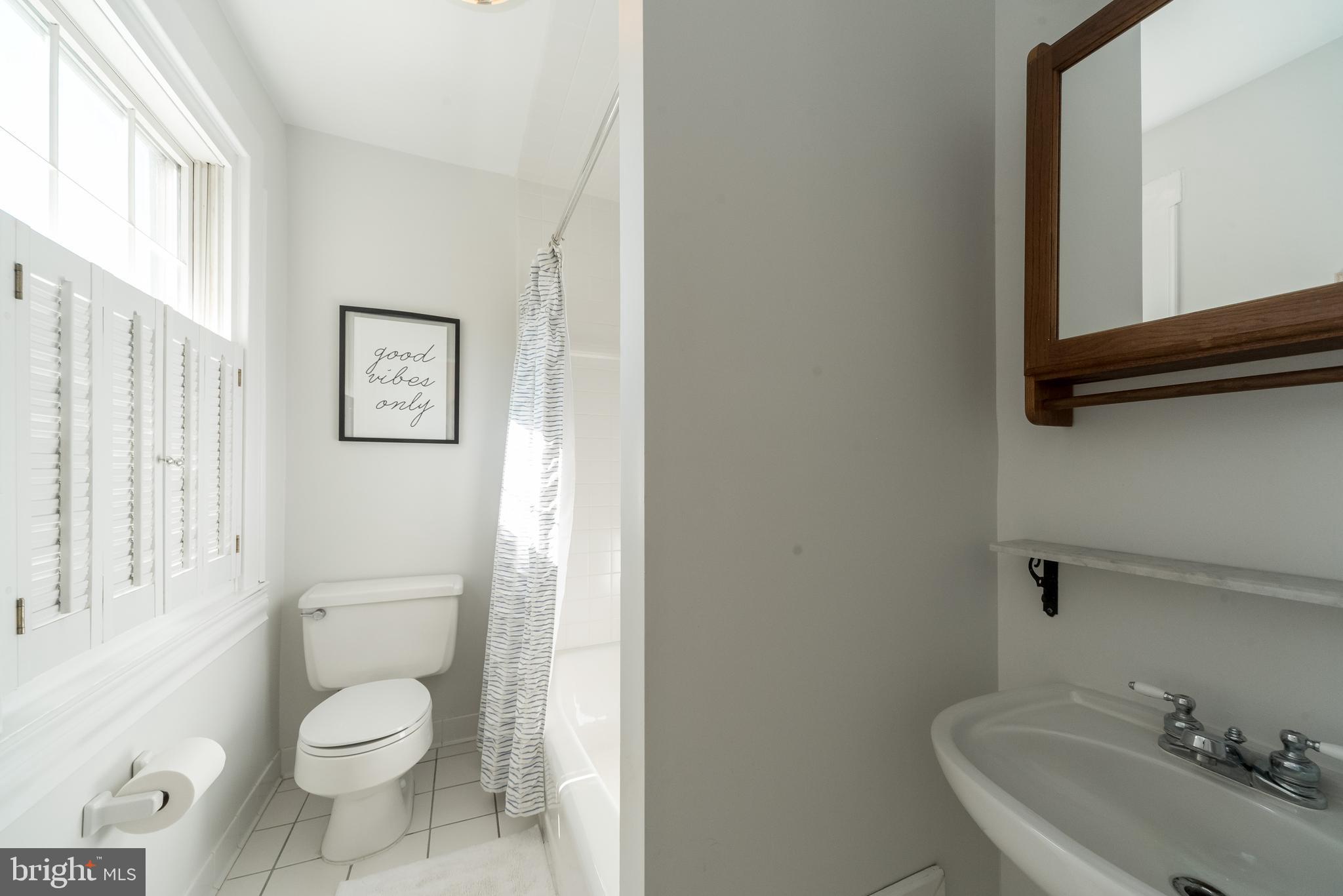 6901 Marlborough Road Baltimore, MD 21212 - Photo 24 of 36 Bathroom