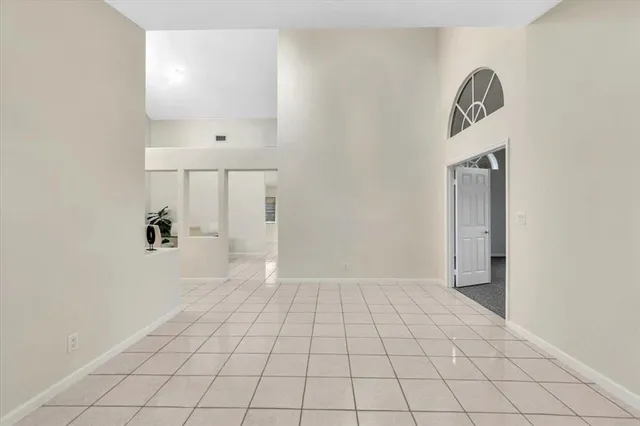 $4,100 | 20231 Northwest 10th Street, Pembroke Pines, FL 33029