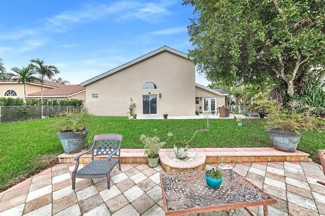 $4,100 | 20231 Northwest 10th Street, Pembroke Pines, FL 33029