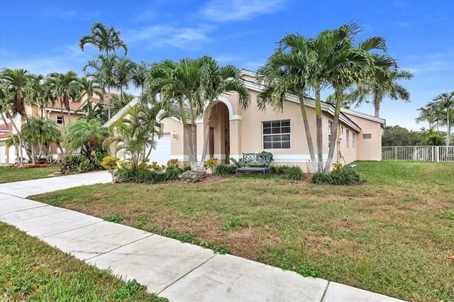 $4,100 | 20231 Northwest 10th Street, Pembroke Pines, FL 33029