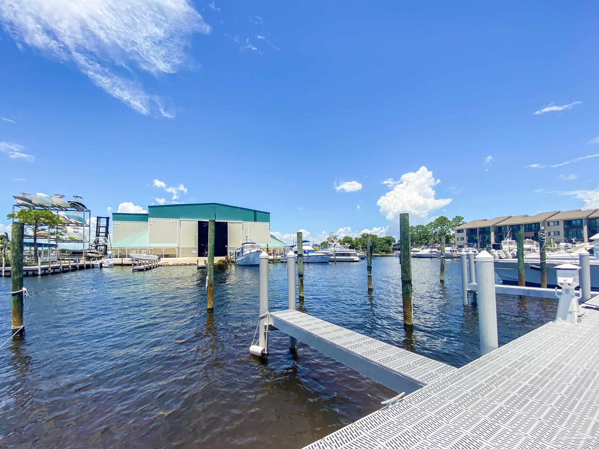 14100 River Road, Unit 331 Pensacola, FL 32507 - Photo 31 of 35