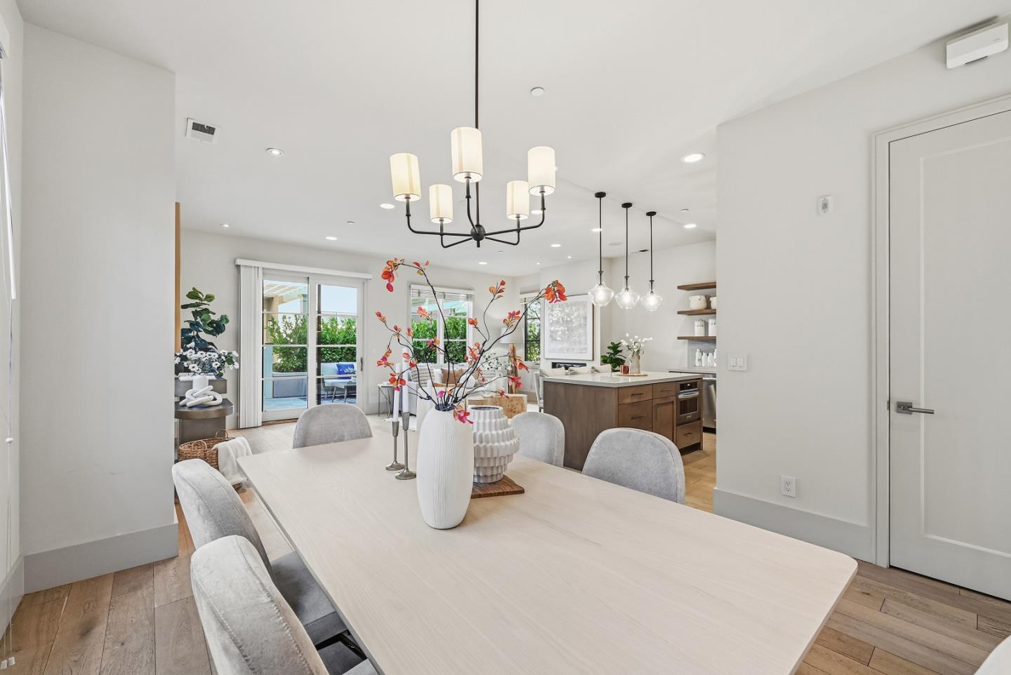 958 California Street Mountain View, CA 94041 - Photo 14 of 29