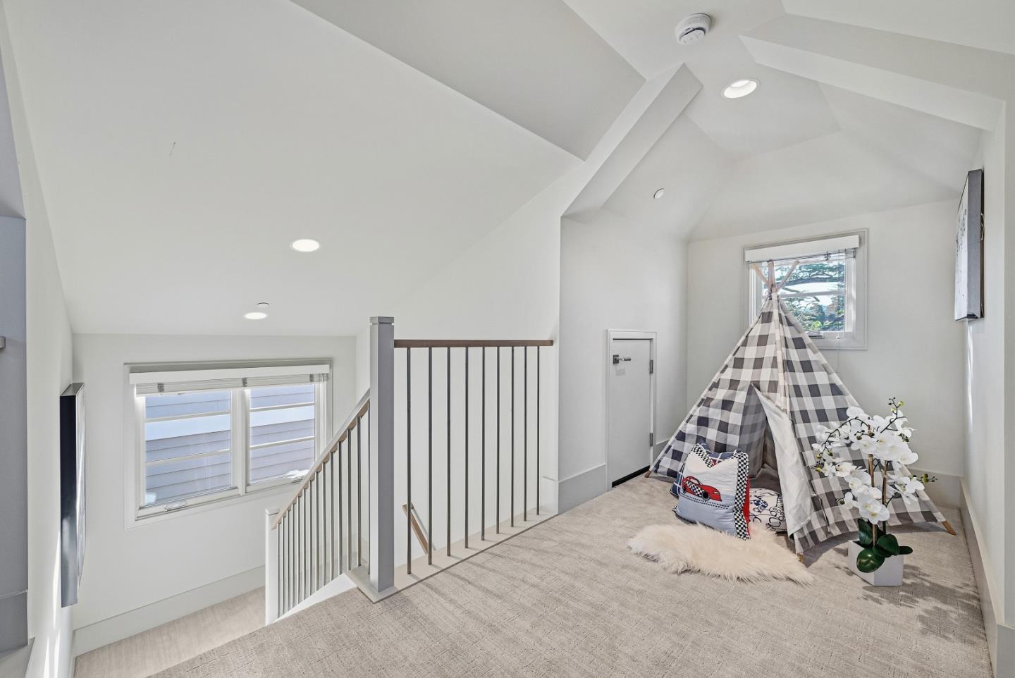 958 California Street Mountain View, CA 94041 - Photo 27 of 29